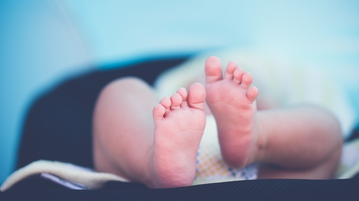 10 newborn babies died in a fire at a hospital in bhandara district, maharashtra. 10 newborn babies died in a fire at a hospital in bhandara district, maharashtra.