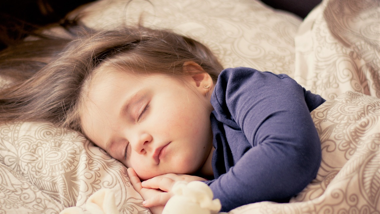 festival celebrations and sound sleep: ensure your child strikes the right balance
